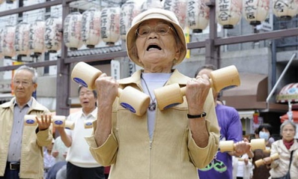 content_japanese_women_do_not_get_fat_and_do_not_age_700_420_c1