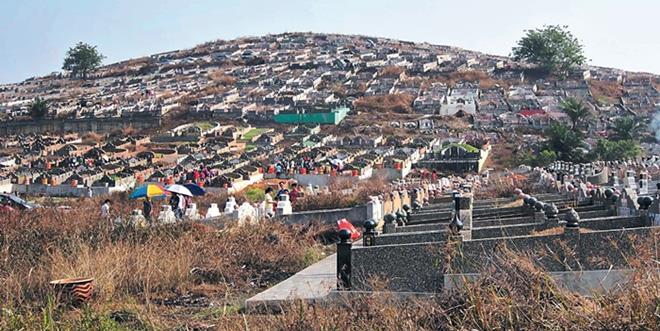 橡胶园成墓园3华人义山毗连 马来西亚诗华日报新闻网