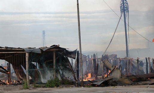 古达甘榜朗东阿央木屋区火患现场一片废墟。