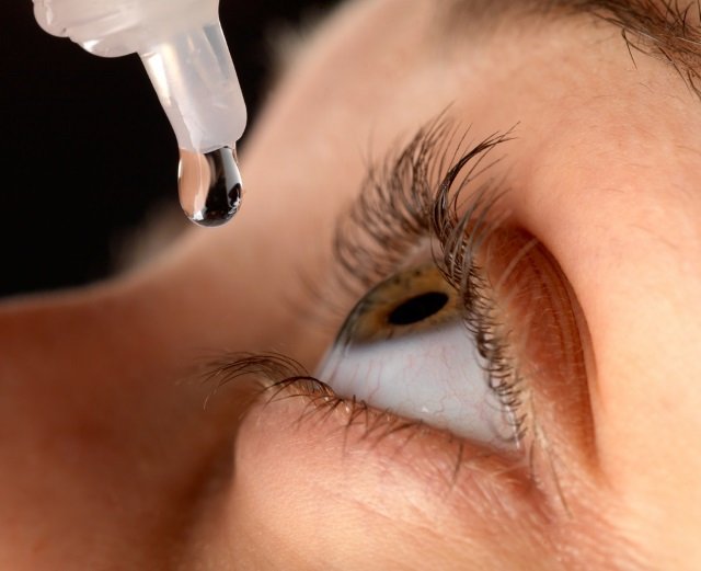 2015-10-09-eye-drops