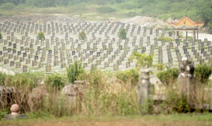 葬身有地政府之责 马来西亚诗华日报新闻网