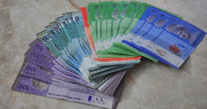 cash-money-ringgit-malaysia_22768-23