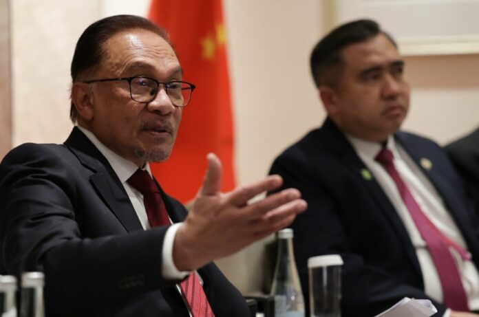 DATUK_SERI_ANWAR_0104_1680362530