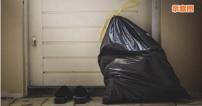 rubbish bag