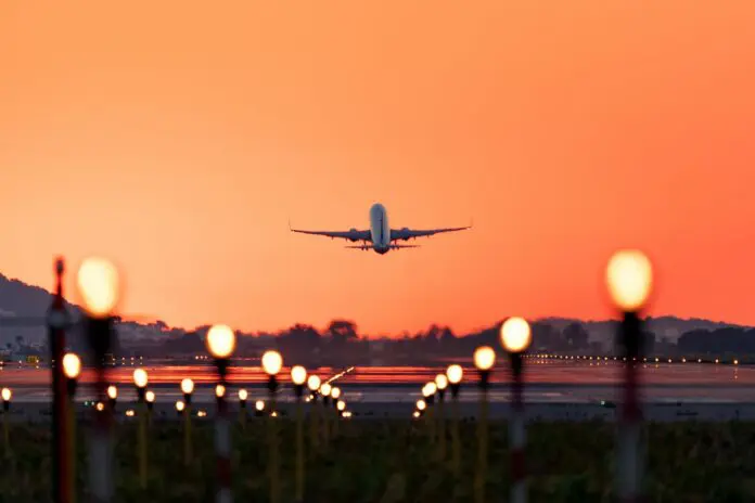 TAL-airpplane-taking-off-FLIGHTDEALS0923-7b2f9808fd324bf09423c29e44c1f96a-696x464.jpg